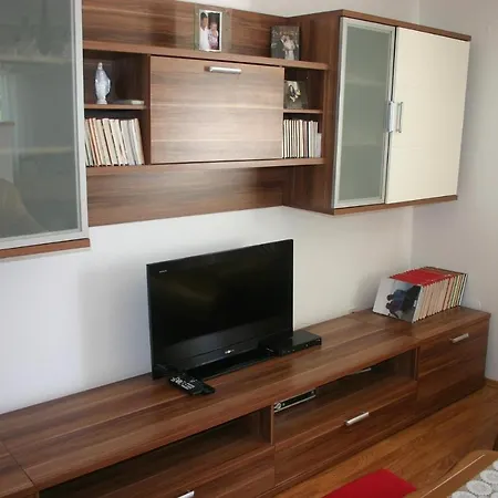 公寓 Three-bedroom In Barbat Ii *