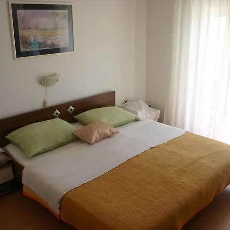 Three-bedroom In Barbat Ii 公寓 Barbat na Rabu